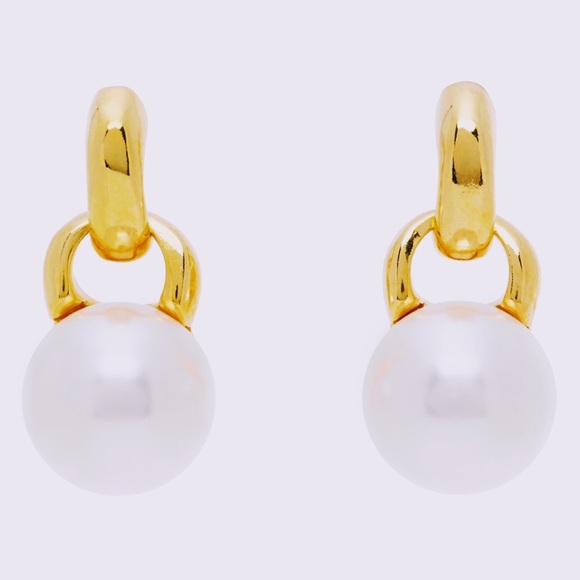 NEW Gold & Pearl Dangle Earrings Meghan Markle Designer Inspired Style - Picture 8 of 10